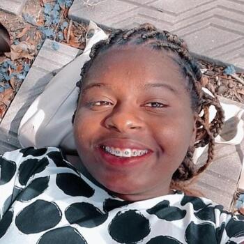 Babysitter in Araruama: Letícia