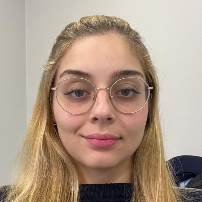 Babá em Porto Alegre: Vitoria