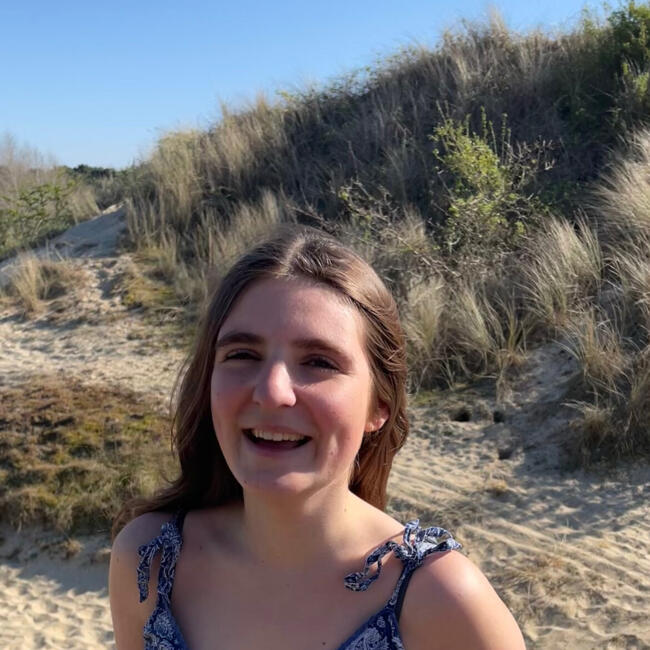 Babysitter in Lille: Clémence