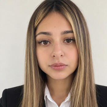 Niñera San Juan Bautista: Nicole abril