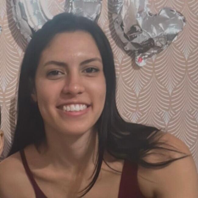 Babá em Cotia: Jamilly