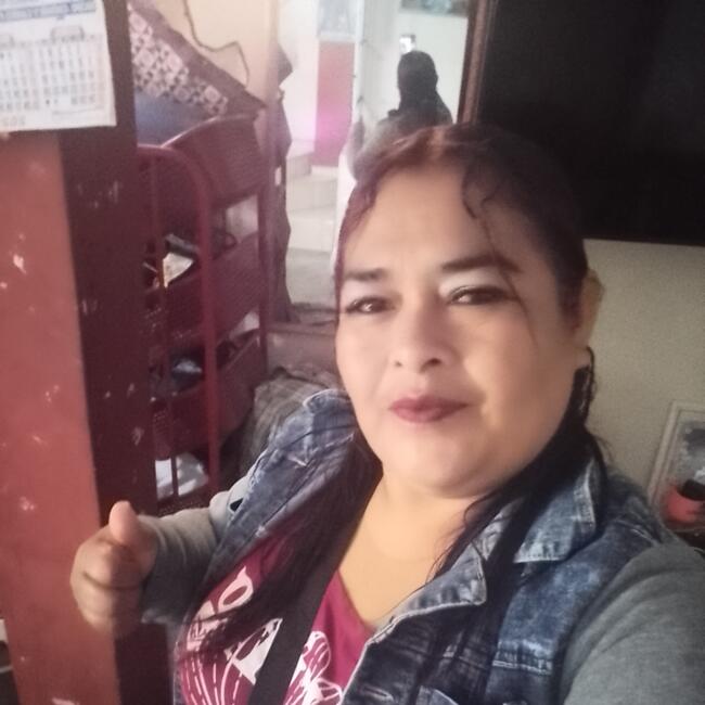Babysitter in La Esperanza (Departamento de La Libertad): Gaudy