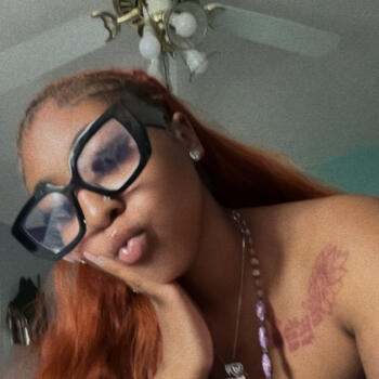 Babysitter in Forest Park: Brianna