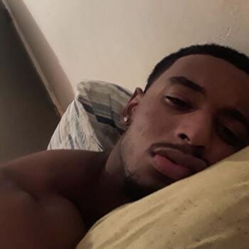 Babysitting job in Lisbon: babysitting job Corrupttings