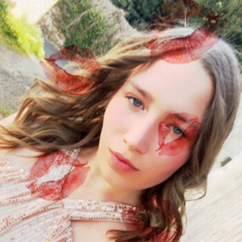 Nanny in Niort: Estelle