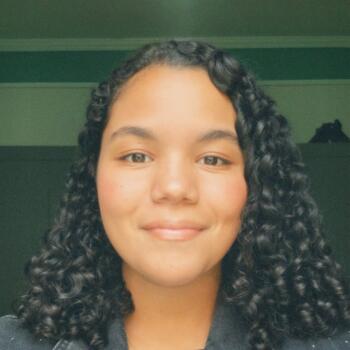 Babysitter in Campinas: Bianca