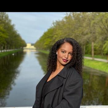 Babysitter in Kassel: Lauren-Jane