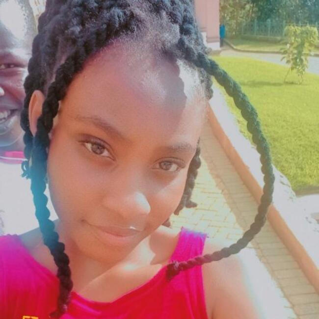 Babysitter in Nairobi: Kendra