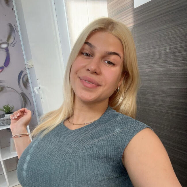 Babysitter in Belgrade: Una