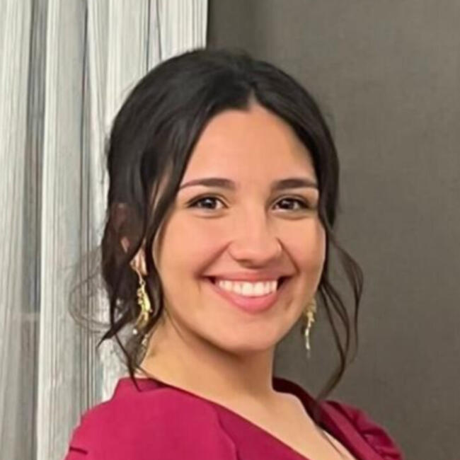 Babysitter in Seville: Lucia