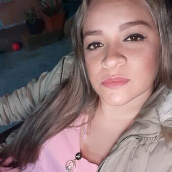 Babysitter in Bello: Leidy Johana
