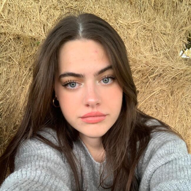 Babysitter in Nîmes: Mathilde