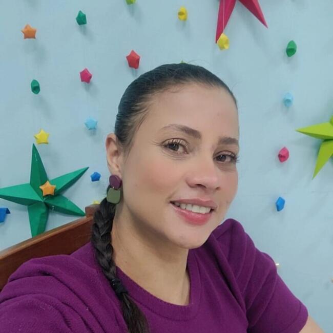 Babysitter in Belo Horizonte: Priscila