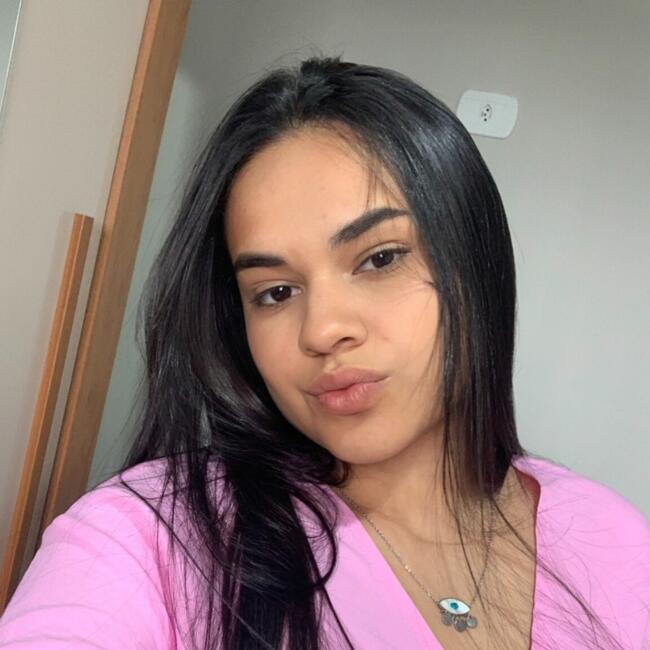 Babysitter in Guarulhos: Marcella