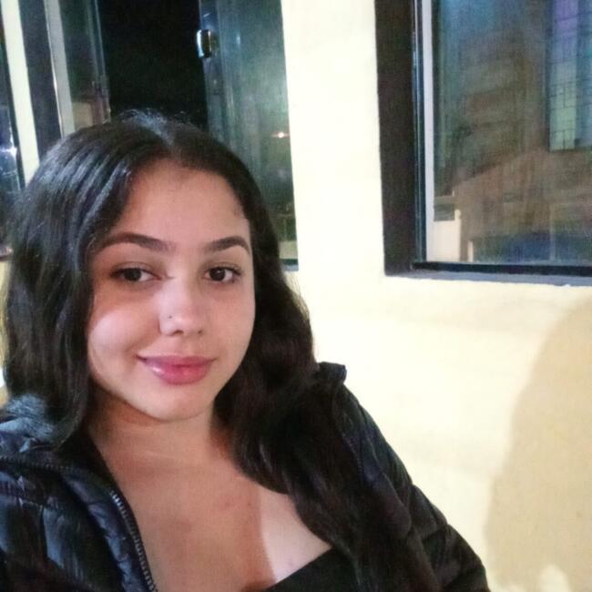 Babysitter in Campo Largo: Isabela