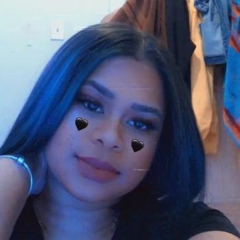 Babysitter in The Bronx: Dafne