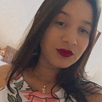Emprego de babá em Goiânia: emprego de babá Camila