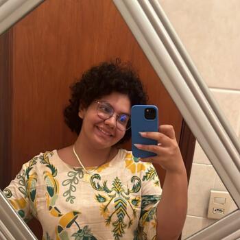 Babá em Capivari: Isabela