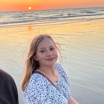 Babysitter in Sint-Katelijne-Waver: Myrthe