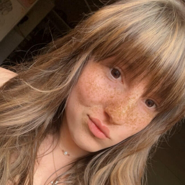 Babysitter in Bons-en-Chablais: Léa