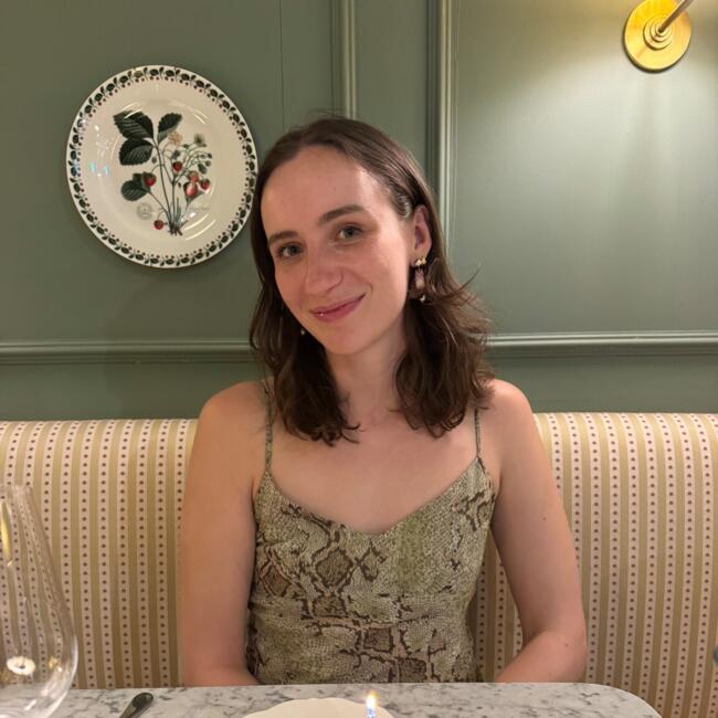 Babysitter in London: Isabella