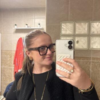 Babysitter Avesnes-le-Sec: Lucie