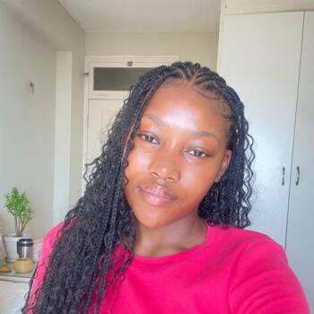 Babysitter in Randburg: Lazola