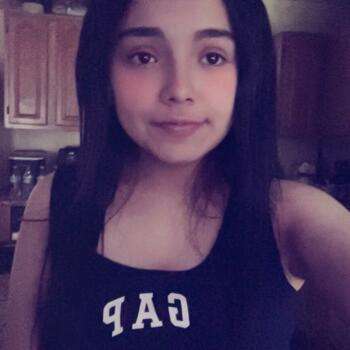 Babysitter in Mount Laurel: Carla