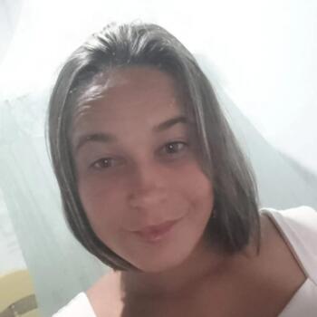 Babá em Atalaia: Flaviane