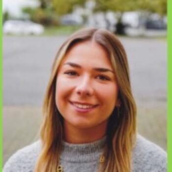 Babysitter Saint-Aubin-de-Médoc: Camille