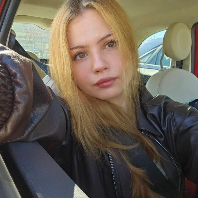 Babysitter in Etterbeek: Leea Debora