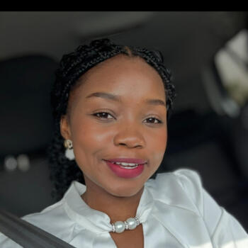 Babysitter in Dubai: Lah