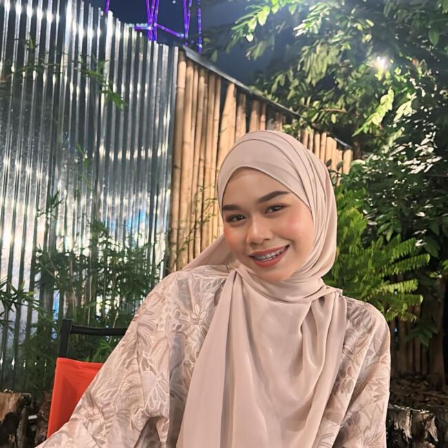 Babysitter in Kuala Lumpur: Husna