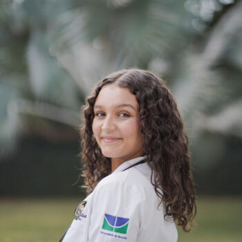 Babá em Núcleo Bandeirante: Isabela