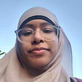 Babysitter in London: Imaan