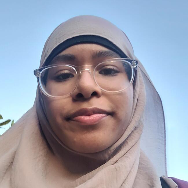 Babysitter in London: Imaan