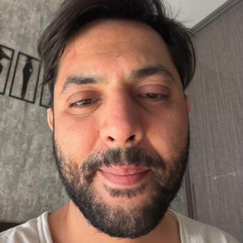 Nanny job in Pune: babysitting job Shashank