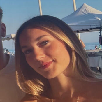 Babysitter in Plaisir: Lena