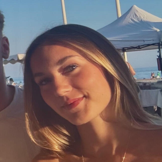 Babysitter in Plaisir: Lena