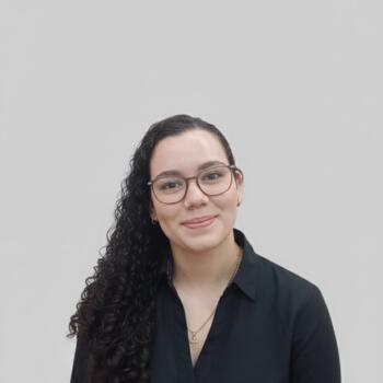 Babysitter in Vista Alegre: Ariadna