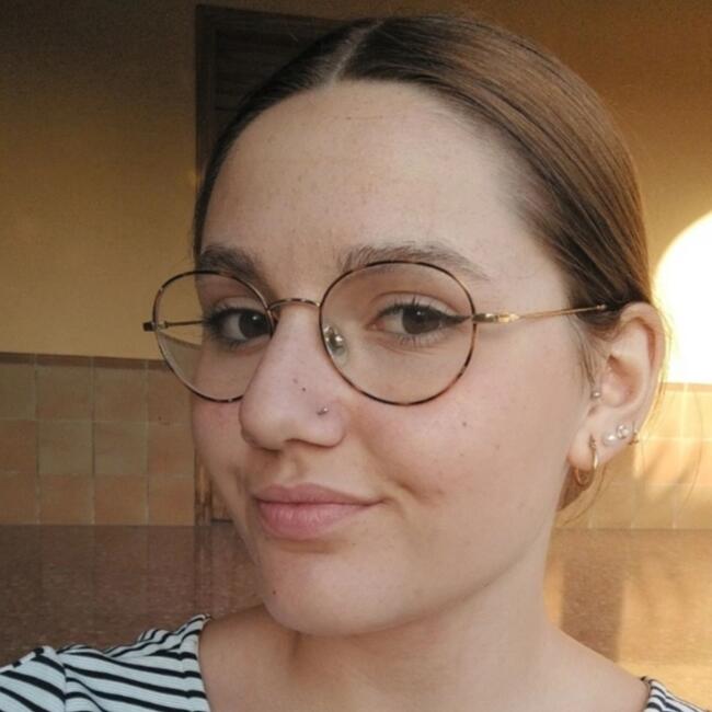 Babysitter in Mislata: Verónica