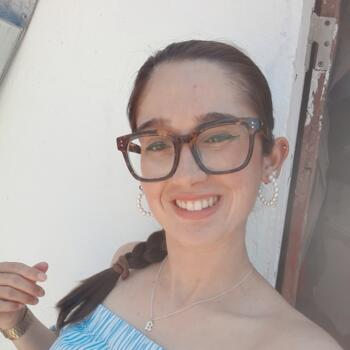 Babysitter in Sobral de Monte Agraço: Daniela