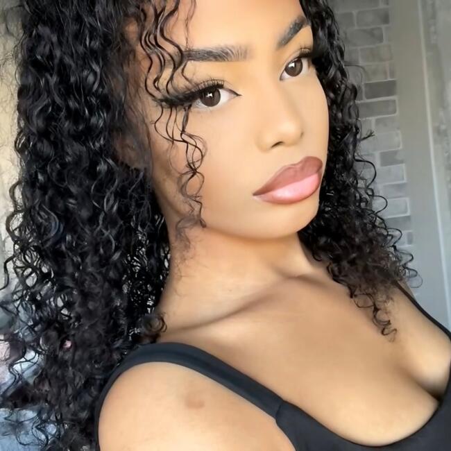 Babysitter in Le Mans: Abigaël