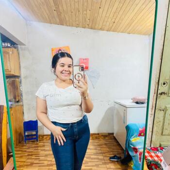 Babysitter Neuquén: Daniela belen