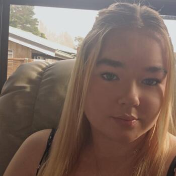 Babysitter Woodend: Savarnah