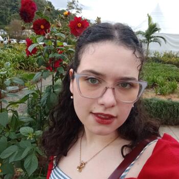 Babá em Palhoça: Mariana