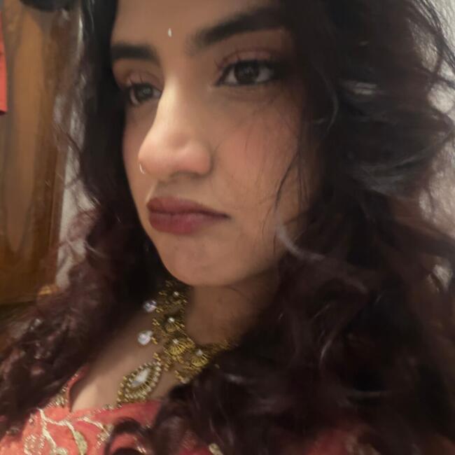 Babysitter in Agualva: Alishba jawad