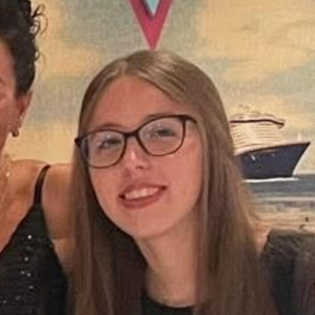 Baby-sitter in Dugald: Katrina