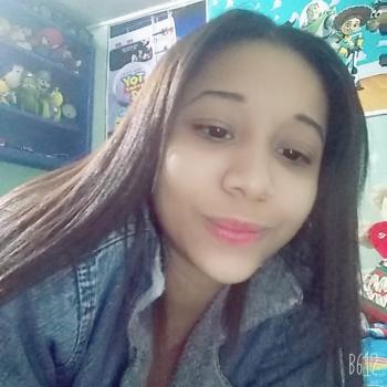 Babysitter in Tampania: Daniela