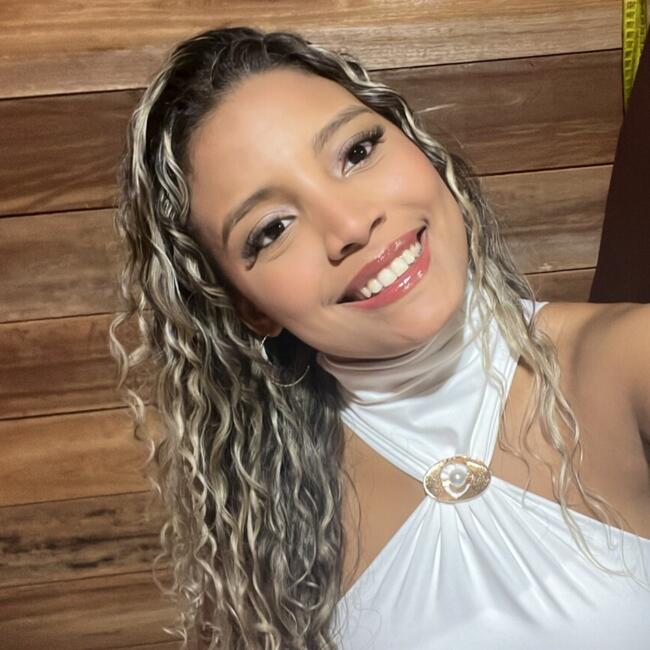 Babysitter in Ananindeua: Cristina